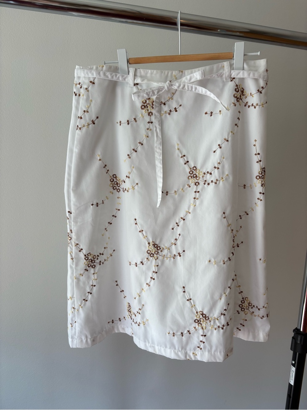 White A-Line Skirt with Delicate Brown Floral Embroidery
